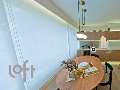 Apartamento à venda em Aclimação com 63 m², 2 quartos, 1 vaga