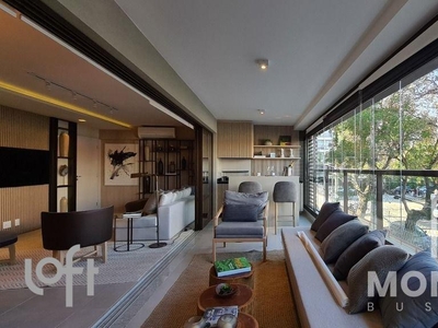 Apartamento à venda em Alto da Lapa com 131 m², 4 quartos, 2 suítes, 2 vagas