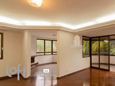 Apartamento à venda em Moema Índios com 227 m², 6 quartos, 2 suítes, 3 vagas