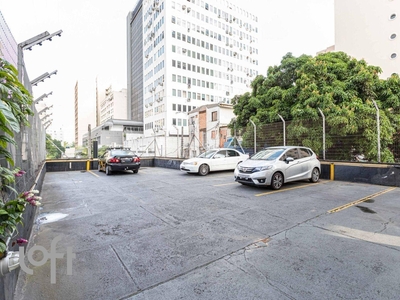 Apartamento à venda em Pinheiros com 71 m², 2 quartos, 1 vaga