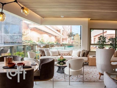 Apartamento à venda em Sacomã com 220 m², 4 quartos, 4 suítes, 4 vagas