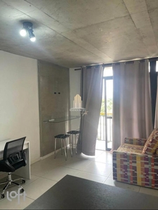 Apartamento à venda em Santo Amaro com 35 m², 1 quarto, 1 suíte, 1 vaga