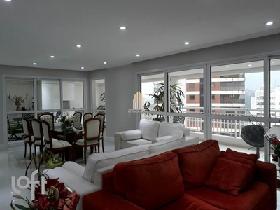 Apartamento à venda em Vila Andrade com 199 m², 3 quartos, 3 suítes, 3 vagas