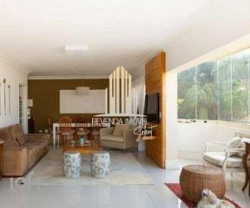 Apartamento à venda em Vila Mariana com 200 m², 3 quartos, 3 suítes, 4 vagas