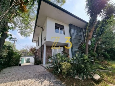 Casa à venda no jardim paulista, 540m² útil com 1.000m² de terreno, 5 quartos e 6 vagas