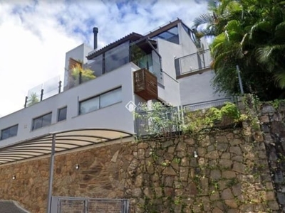 Casa com 3 quartos à venda na rua joão henrique gonçalves, 313, lagoa da conceição, florianópolis, 221 m2 por r$ 2.950.000