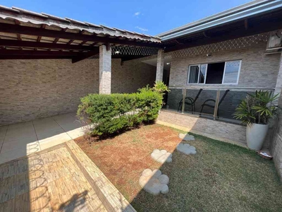 Casa com 3 quartos à venda no bairro Cardoso Continuação, 150m²