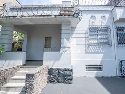 Casa com 5 quartos para alugar no bairro Carlos Prates, 278m²