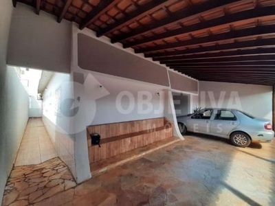 Casa para aluguel, 3 quartos, 1 suíte, 3 vagas, santa monica - uberlandia/mg