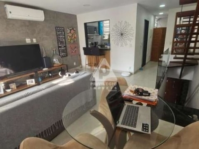 Linda casa triplex em vila isabel com 2 suítes e 1 vaga