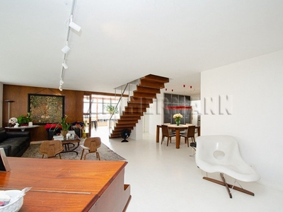 Apartamento à venda em Paraíso com 389 m², 4 quartos, 3 suítes, 2 vagas