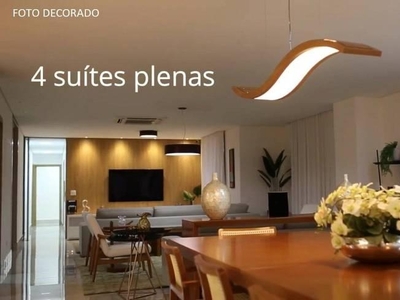 Apartamento com 4 quartos à venda, 234.0m²