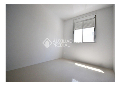 Apto Olaria | 2 Quartos | 47 M² | Cond: R$150.0 | 1 Vaga