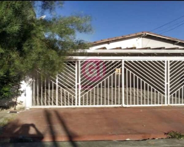 Casa com 3 dormitorios jardim Sta Maria em jacarei