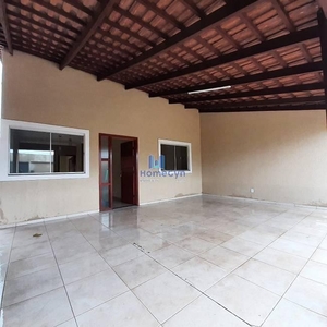 Casa com 3 quartos à venda, 171.0m²