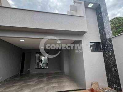 Casa com 3 quartos à venda no bairro Vila Rosa, 170m²