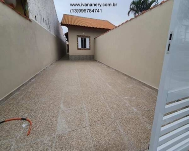 Casa nova, 3 quartos, piscina, churrasqueira, pertinho do mar - Itanhaém