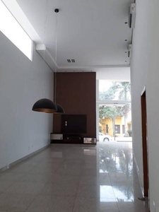 Cond. horizontal casa com 3 quartos à venda, 710.0m²