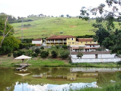 Fazenda - Santo Antonio do Amparo, MG no bairro Zona Rural