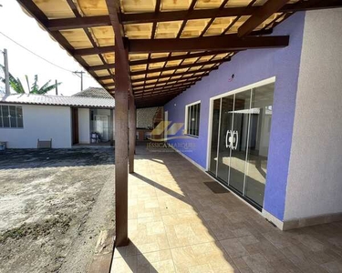 Linda casa pronta para morar com 3 quartos e área gourmet em Unamar, Tamoios - Cabo Frio