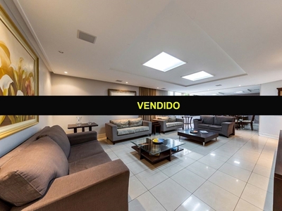 Apartamento à venda com 5 quartos ou + na Asa Sul, Brasília
