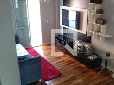 APARTAMENTO no 3º andar com 2 dormitórios e 1 garagem