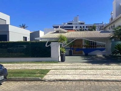 Casa à venda no bairro Jurerê Internacional - Florianópolis/SC