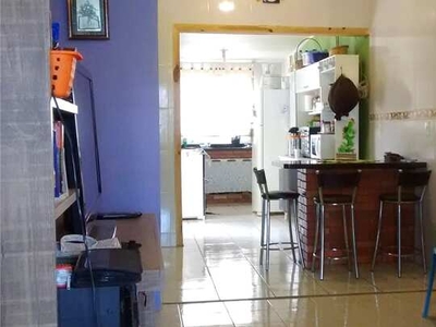 Casa com 2 Dormitorio(s) localizado(a) no bairro São José em Canoas / RIO GRANDE DO SUL R