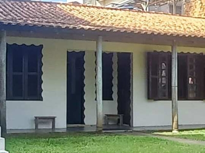 Casa térrea a venda no bairro Pinguirito em Garopaba-SC