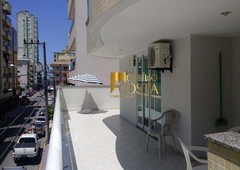 Belíssimo Apartamento com 03 Dormitórios para Aluguel de Temporada em Meia Praia-Itapema