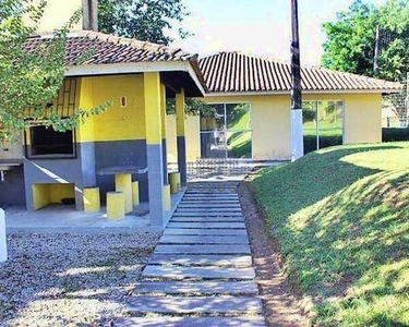 Apartamento 02 Quartos com 01 Vaga descoberta Bairro Fundos Biguaçu Santa Catarina