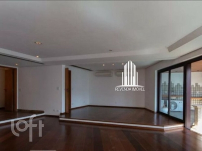 Apartamento à venda em Morumbi com 280 m², 4 quartos, 2 suítes, 4 vagas