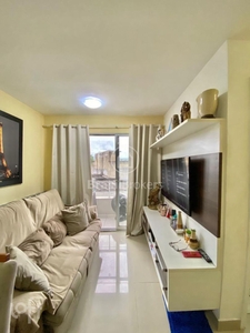 Apartamento à venda em Taquara com 51 m², 2 quartos, 1 suíte, 1 vaga