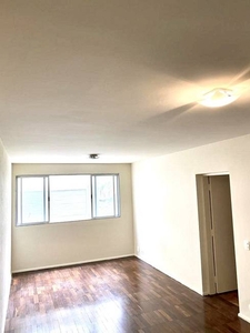 Apartamento com 2 Quartos e 1 banheiro para Alugar, 75 m² por R$ 4.000/Mês