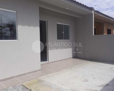 Excelente residencia geminada localizada no baln. Saint´Etienne, MATINHOS - PR