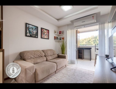 Apartamento no Bairro Fortaleza em Blumenau com 2 Dormitórios (1 suíte) e 82 m²