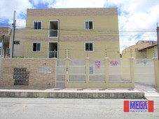 Apartamento com 2 dormitórios para alugar, 33 m² por R$ 700,00/ano - Cajazeiras - Fortalez