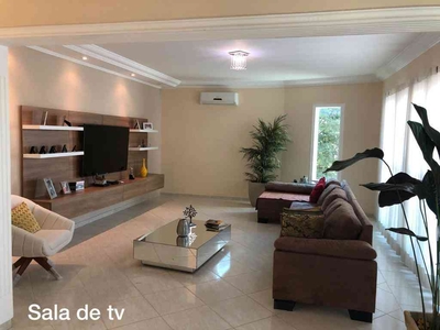 Casa com 3 quartos à venda no bairro Jardim Pagliato, 450m²