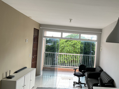 quarto em apartamento mobiliado na messejana/cambeba