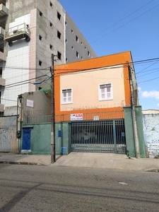 APARTAMENTO NO JOAQUIM TÁVORA