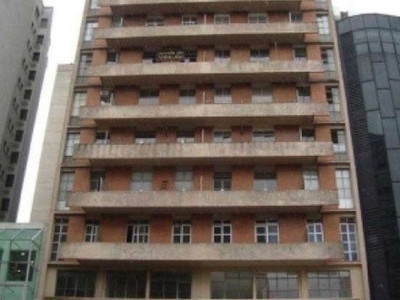 Apartamento com 2 quartos para alugar, 40.00 m2 por r$1150.00 - centro - curitiba/pr