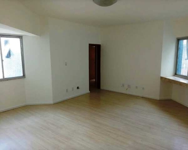 Apartamento no Itaigara para alugar ou vender 3 quartos sendo 2 suites 120m2