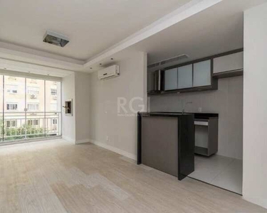 Apartamento para Venda - 62m², 2 dormitórios, sendo 1 suites, 1 vaga - Passo da Areia