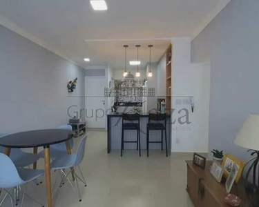 Apartamento - Vila Adyana - Residencial Adriana - 81m² - 3 Dormitórios