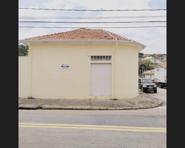 Casa e salão comercial à venda no Jardim Carlos Gomes em Jundiaí - SP
