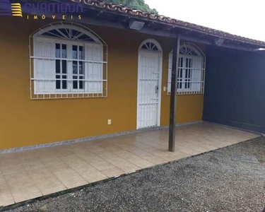 Casa em Guarapari em Itapebussu, 02 quartos, sala, banheiro, cozinha, varanda e 4 vagas de