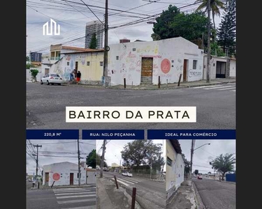 Casa localizada no Bairro da Prata