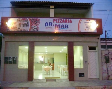 Casa na Barra com ponto comercial