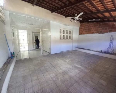 Casa para venda com 175 metros quadrados com 3 quartos em Parquelândia - Fortaleza - CE