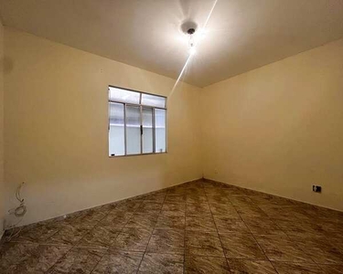 Casa para venda possui 100 metros quadrados com 4 quartos em Santa Luzia - Juiz de Fora